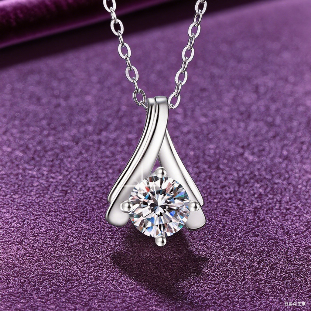 Everyday Glow Pure Silver Moissanite Pendant